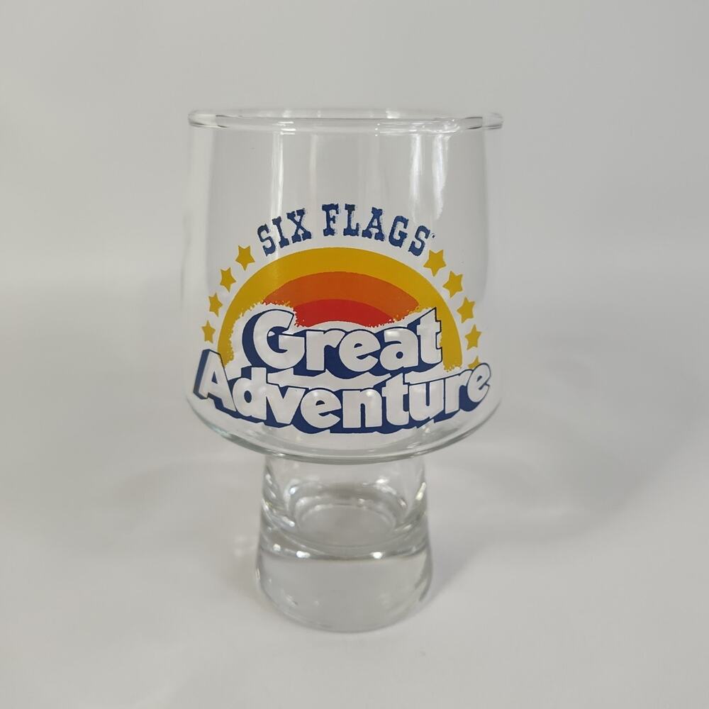 SIX FLAGS GREAT ADVENTURE‎ AMUSEMENT PARK JACKSON NJ GLASS SOUVENIR MUG